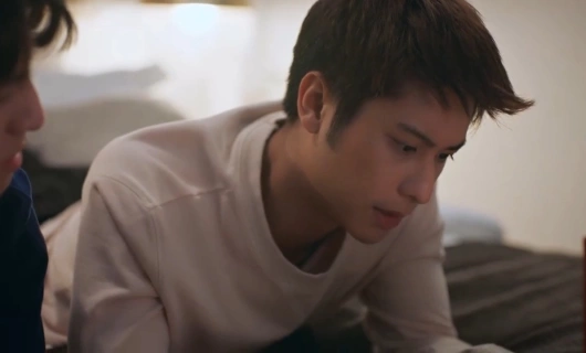 Героин (тайская версия) 8 серия «Пристрастие к принятию»