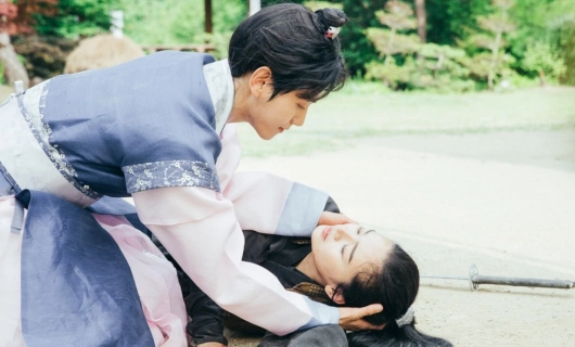 Лунные влюблённые: Алые сердца Корё 16 серия