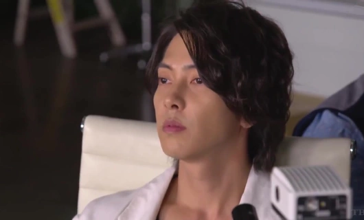 В руке 4 серия