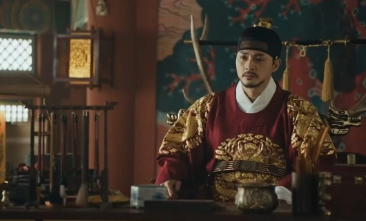 Возвращение во дворец 10 серия «Злого духа не существует»