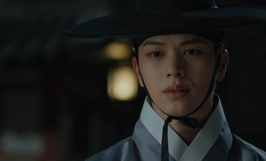 Возвращение во дворец 11 серия «Би Би»