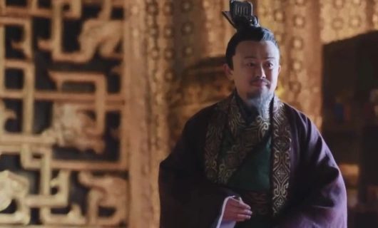 Безобразная владычица 1 серия