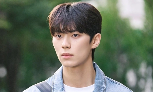 Банни и её мальчики 1 серия «Новый семестр»