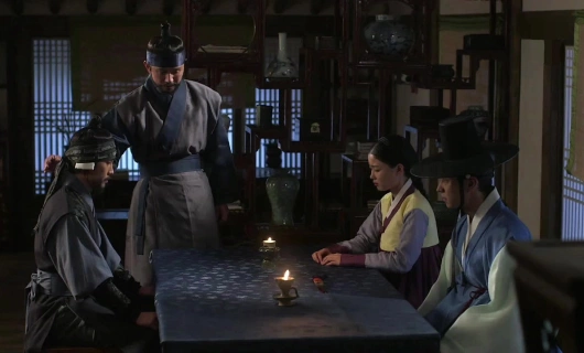 Секретная дверь 4 серия