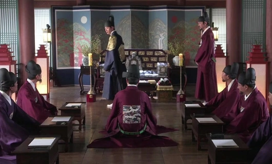 Секретная дверь 7 серия