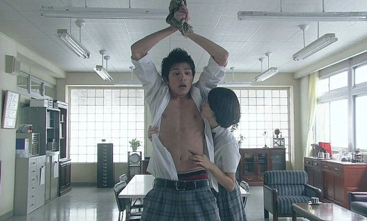 Ямада-кун и семь ведьм 6 серия