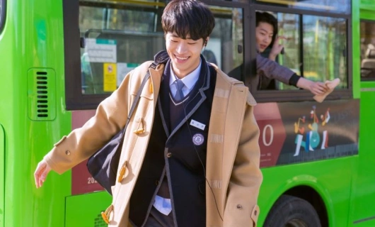 Ты заставляешь меня танцевать 1 серия