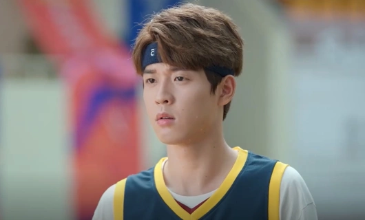 Ежемесячная маньхуа для девочек 8 серия