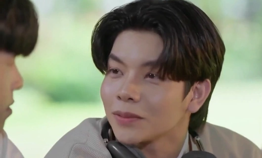 Тайный призрак 1 серия «Новые начинания, ненаписанные песни»