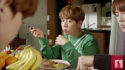 EXO по соседству 3 серия