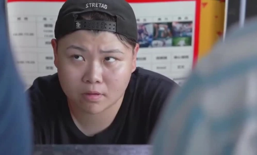 Будни с соседом-злодеем 7 серия