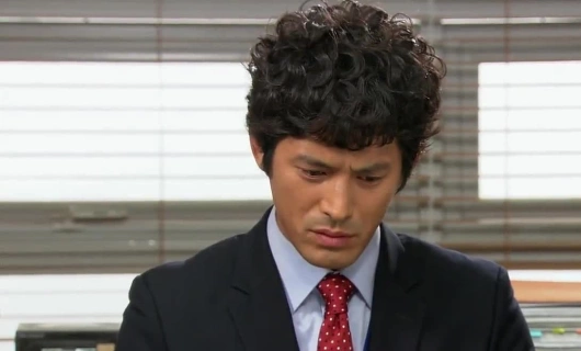 Королева офиса 12 серия