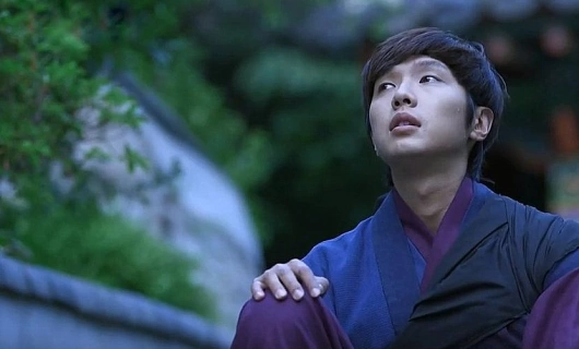 Мужчина королевы Ин Хён 15 серия