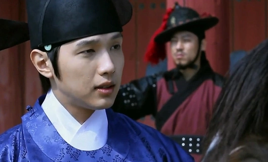 Мужчина королевы Ин Хён 4 серия