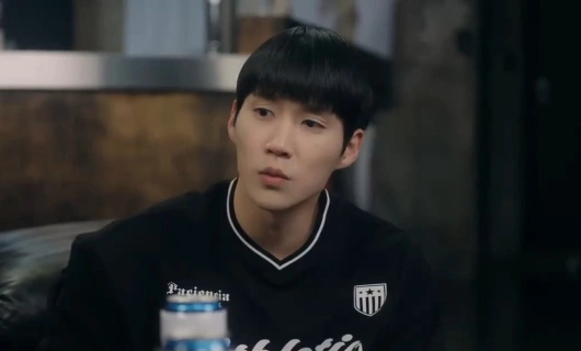 Тактика парня с мячом 6 серия