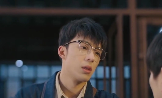 Синий холст юных дней 7 серия «Любовь — это мощная сила, как горячий пистолет»