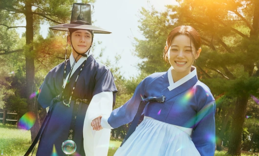 Струящаяся над рекой луна 13 серия