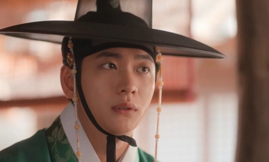 Струящаяся над рекой луна 4 серия