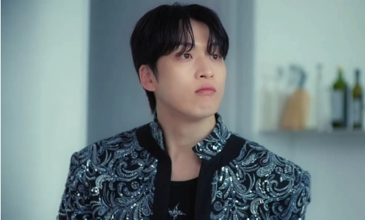 Я встретил своего биаса!? 10 серия