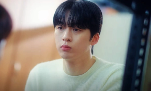 Я встретил своего биаса!? 2 серия