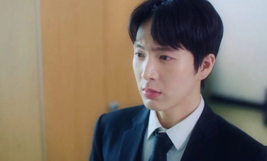 Я встретил своего биаса!? 3 серия