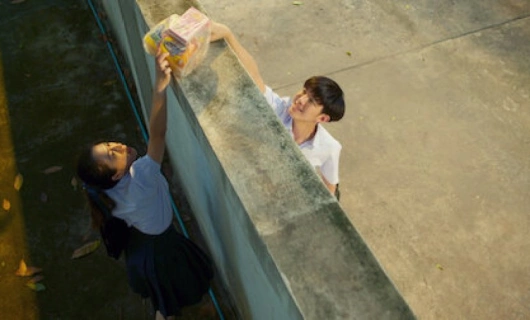 Девушка из ниоткуда 2 сезон 2 серия