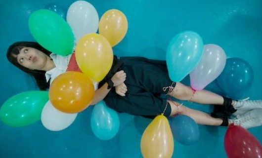 Девушка из ниоткуда 2 сезон 5 серия