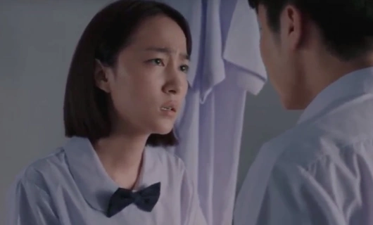 Девушка из ниоткуда 1 сезон 4 серия