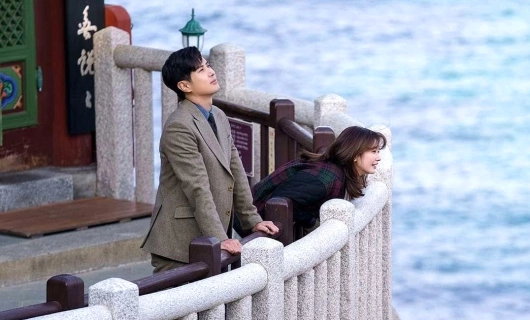 Дом на месяц 9 серия