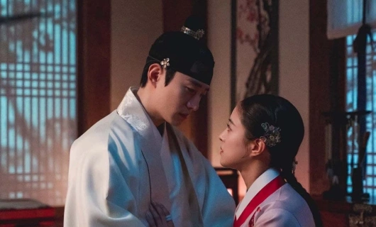 Красная манжета / Красный манжет рукава 16 серия