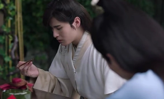 Кусок льда в нефритовом горшке 10 серия