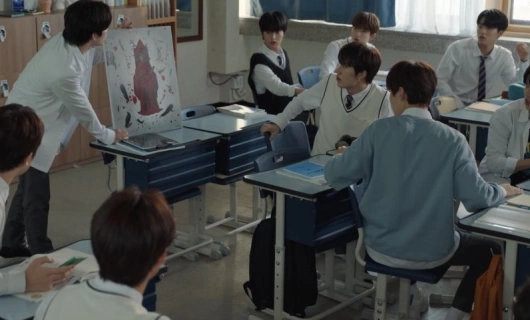 Загадочный класс 2 серия «Кто такой призрак?»