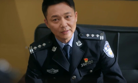 Двухсторонний детектив 1 серия