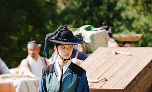 Когда расцветают цветы, я думаю о луне 8 серия