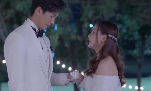 Босс и я (тайская версия) 12 серия