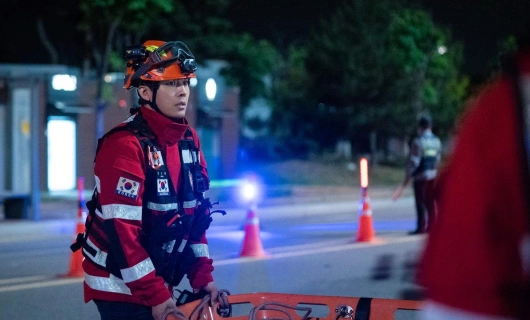 Полицейский участок рядом с пожарной станцией 1 сезон 5 серия «Код «чёрный»»