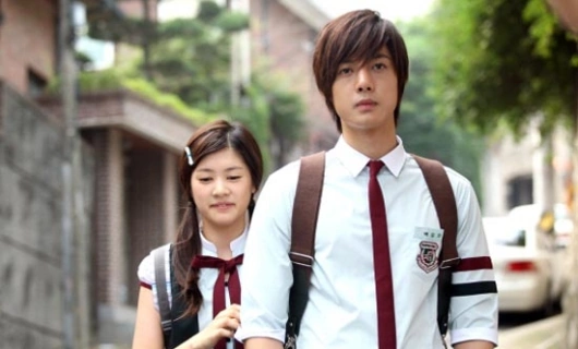 Озорной поцелуй 16 серия