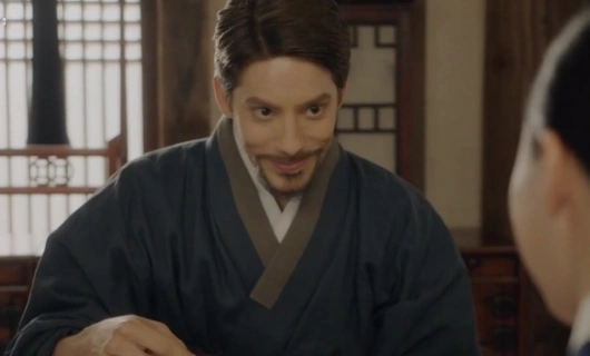 Новичок-историк Гу Хэ Рён 13 серия