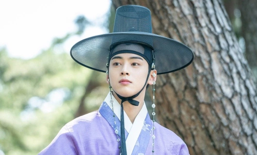 Новичок-историк Гу Хэ Рён 4 серия