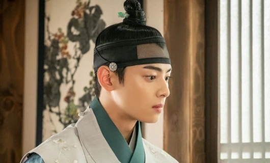 Новичок-историк Гу Хэ Рён 9 серия