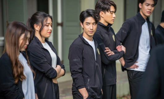 Домашняя школа: ученики под арестом 13 серия