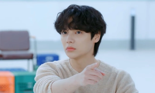 Супермаркет бывших айдолов 3 серия «Я должен сделать это?»