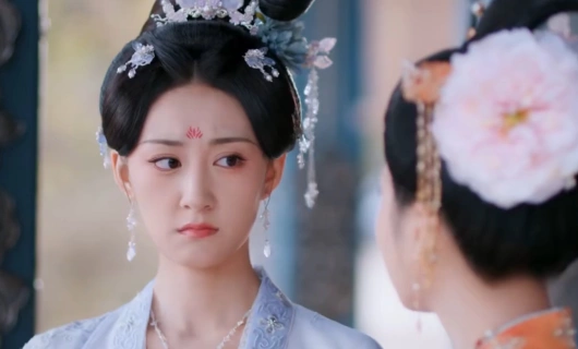 Королевские слухи / Время притворяться 11 серия