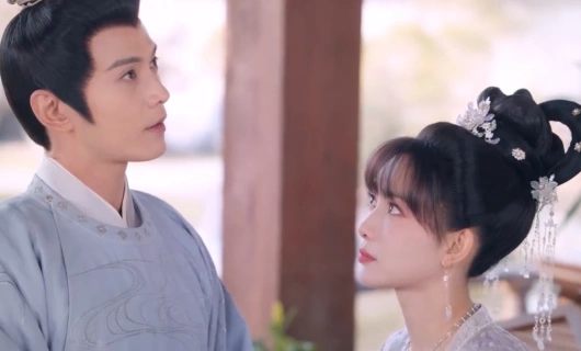 Королевские слухи / Время притворяться 8 серия