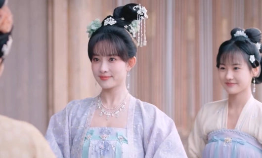 Королевские слухи / Время притворяться 9 серия