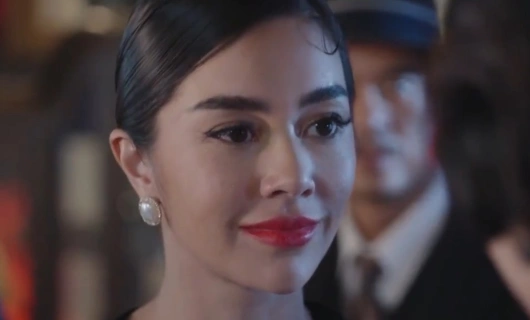 Бунга Сари 15 серия