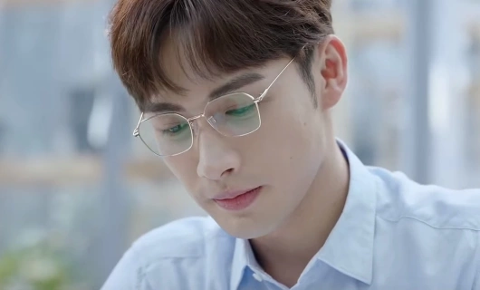 Роман в маленьком лесу 16 серия