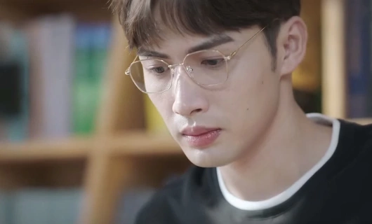 Роман в маленьком лесу 31 серия