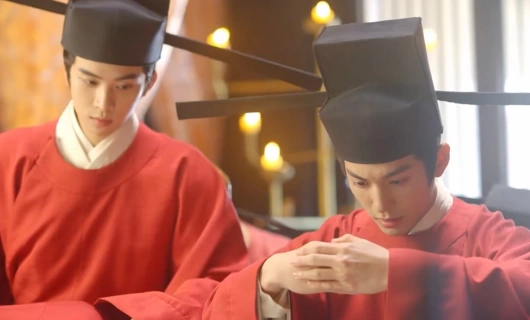 Тайный страж с красными рукавами 22 серия