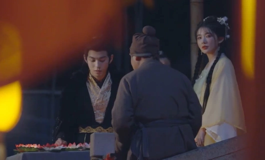 Тайный страж с красными рукавами 9 серия